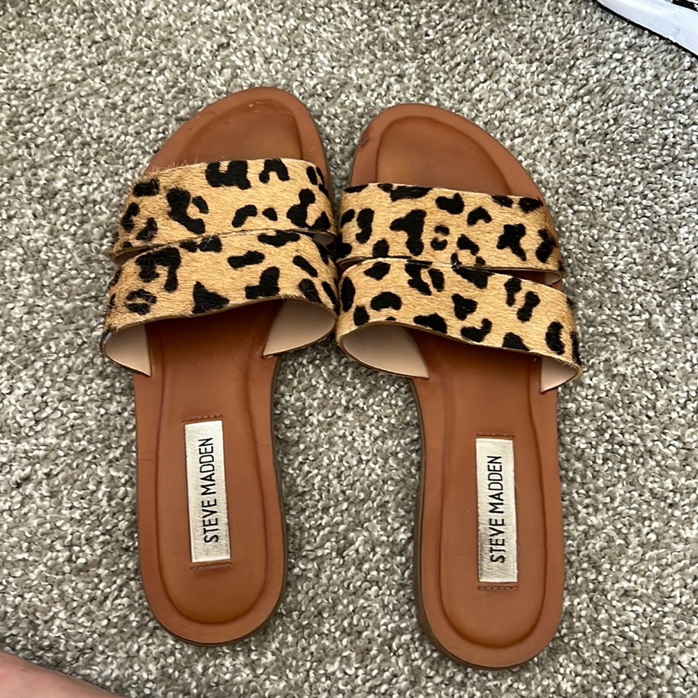 Steve Madden barely worn sandals